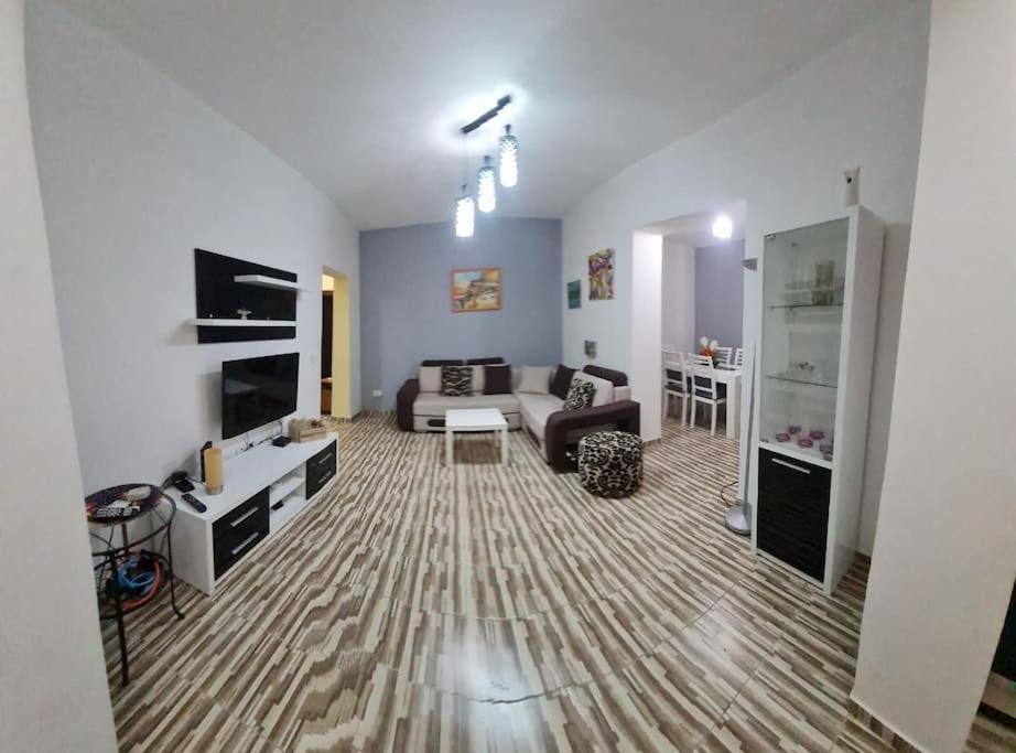 Scodrinon Hostel Шкодер Екстер'єр фото