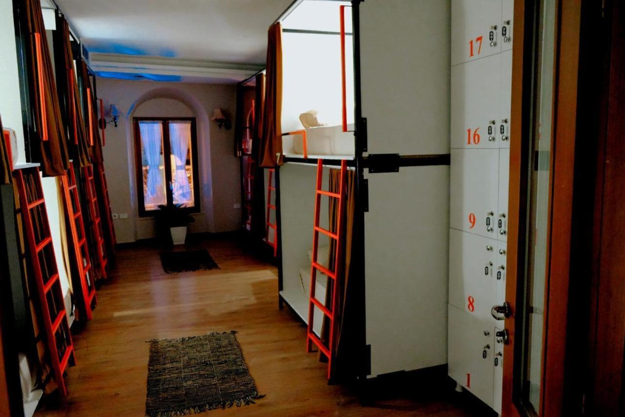 Scodrinon Hostel Шкодер Екстер'єр фото